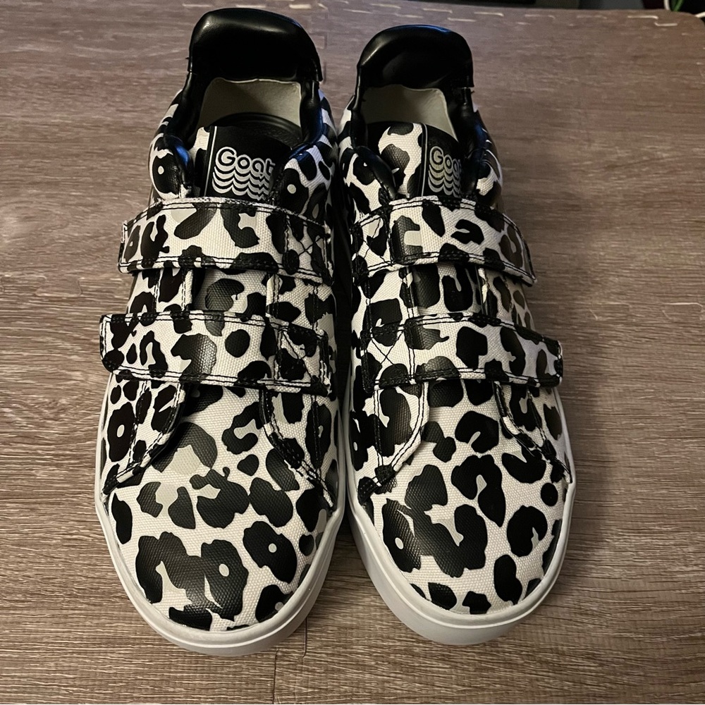 GOATS Sneakers THE 305 W PLATFORM
PRINTED CANVAS Sz 8.5